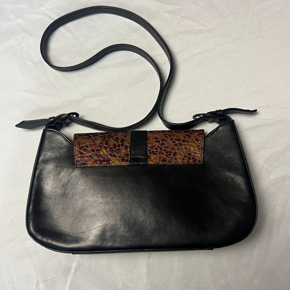 J. Renee Black Shoulder Bag with Animal Print Leather‎ Flap D Ring Accent - Picture 2 of 9